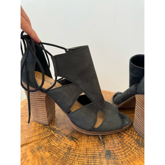 Lucky Brand Sandals Lanita heeled sandals black stacked heel leather 10M outsole - Picture 9 of 11